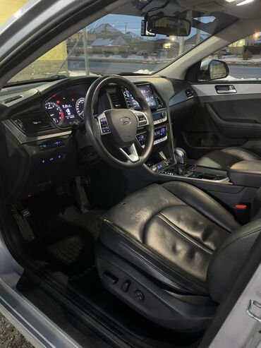 Hyundai: Hyundai Sonata: 2018 г., 2 л, Автомат, Газ, Седан — 8