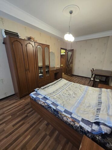 Divan və kreslo dəstləri: Divan, Divan — 11