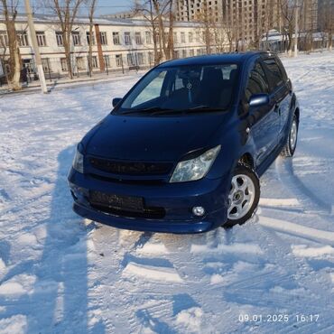 Toyota: Toyota ist: 2003 г., 1.5 л, Автомат, Бензин