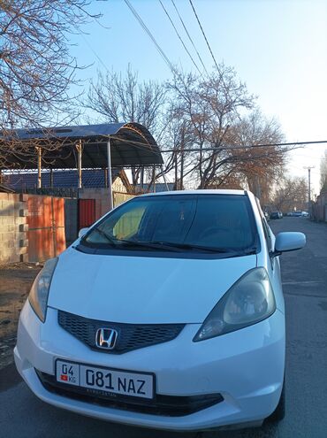 Honda: Honda Fit: 2011 г., 1.5 л, Автомат, Бензин, Хэтчбэк — 2