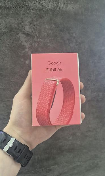 Другие смарт-часы: Google Fitbit Air — легкий и мощный фитнес-браслет без дополнительных — 2