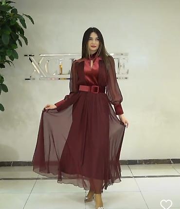 ziyafet donu type 0 per page 99: Zərif bənövşəyi-bordo rəngdə uzun şifon don. - Model: yüksək yaxalı — 1