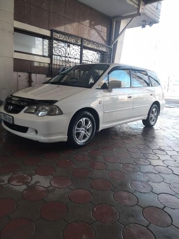 Honda: Продается автомобиль Honda Odyssey Абсолют в белом цвете. В хорошем