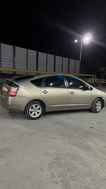 byd e1: Toyota Prius: 2005 г., 1.5 л, Вариатор, Гибрид, Хэтчбэк — 4