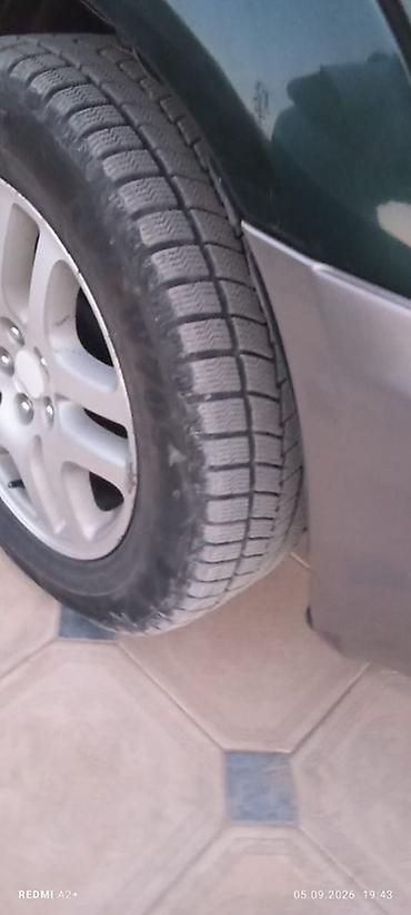 крыло импреза: Subaru Forester: 2003 г., 2 л, Автомат, Бензин, Кроссовер — 2