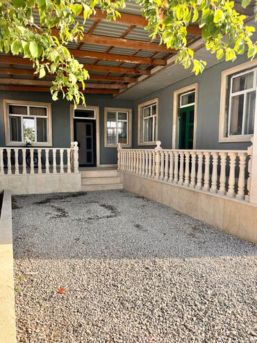 xacmazda satılıq evlər: Maştağa qəs. 4 otaqlı, 4 kv. m, Kredit yoxdur, Yeni təmirli