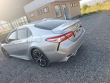 для такси авто: Toyota Camry: 2020 г., 2.5 л, Автомат, Бензин, Седан — 5