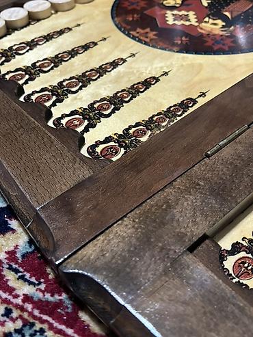 Nərdlər: Qoz ağacından hazırlanmış nərd satılır. Təbii qoz ağacı, möhkəm — 9