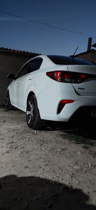 Kia: Kia Rio: 2018 г., 1.4 л, Автомат, Бензин, Седан — 7