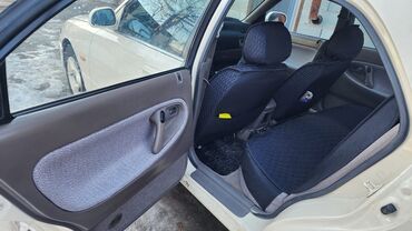 Mazda: Mazda Cronos: 1994 г., 2 л, Механика, Бензин, Седан — 7