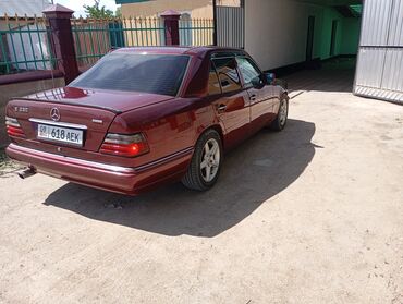 mercedes машина: Mercedes-Benz W124: 1992 г., 2.2 л, Механика, Бензин