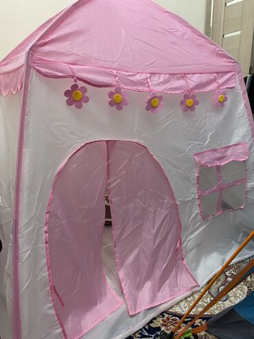 детская качель для дома: Продается розовый домик новая почти не пользовались для девочки самый