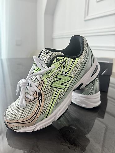 new balance: New Balance idman ayaqqabısı – model 740 silueti - Rənglər: açıq — 2