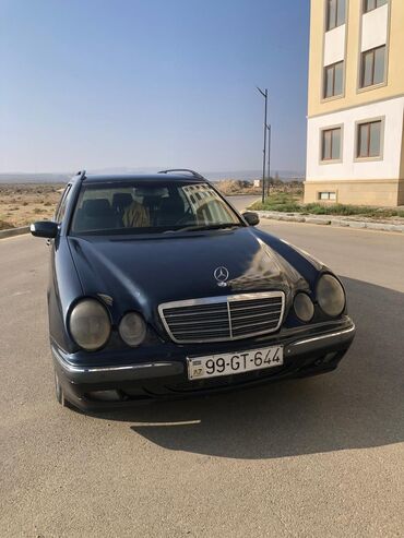 Mercedes-Benz: Mercedes-Benz E-Class: 2.2 l | 2001 il Universal — 2