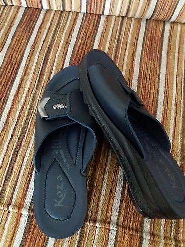 Basanoşka və səndəllər: Ölçü: 39, Yeni — 10