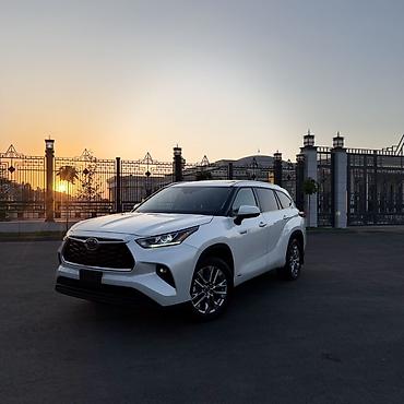 suv: Toyota Highlander: 2021 г., 2.5 л, Автомат, Гибрид, Внедорожник — 8