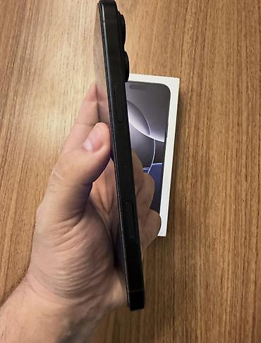 iphon 17 air: IPhone 16 Pro Max, Новый, 256 ГБ, Black Titanium, Коробка, 92 % — 2