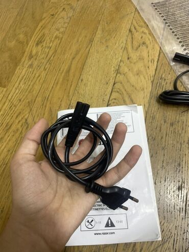 Elektrikli samokatlar: Razor elektrikli skuter tecili satilir ! real aliciya endrim olunacaq -da lalafo.az — 27 Elektrikli samokatlar: Razor elektrikli skuter tecili satilir ! real aliciya endrim olunacaq — 27