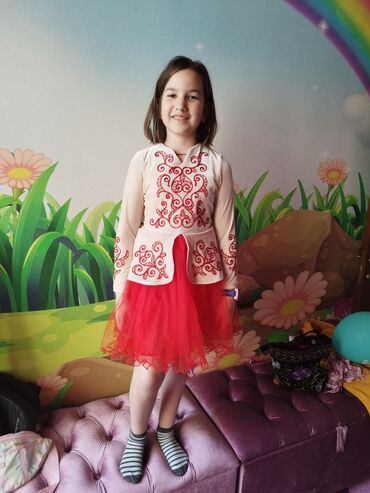 велюр платья: Детское платье, цвет - Красный, Б/у