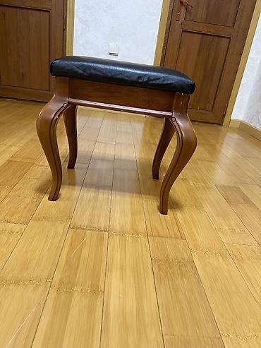 Табуретки: Klassik dizaynlı taxta taburet/oturacaq - Material: massiv ağac — 1