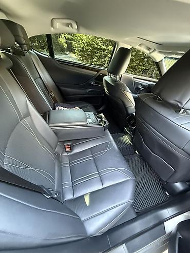 lexus hybrid: Lexus ES: 2019 г., 2.5 л, Автомат, Гибрид, Седан — 7