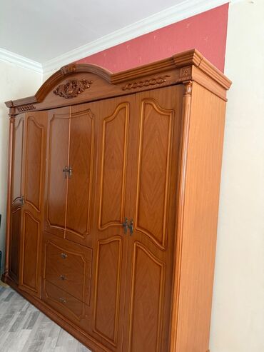 Yataq otağı dəstləri: İkinəfərlik çarpayı, Dolab, Komod, Termo, Malayziya, İşlənmiş -da lalafo.az — 8 Yataq otağı dəstləri: İkinəfərlik çarpayı, Dolab, Komod, Termo, Malayziya, İşlənmiş — 8