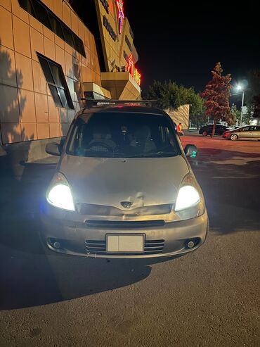 продается машина: Toyota Funcargo: 2002 г., 1.3 л, Автоматтык, Газ, Хетчбек