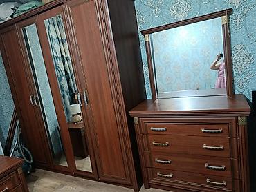 продается мебель бу: Mebel dəst satilir termo güzgü tumba unva Ukrayna dairəsində real — 2