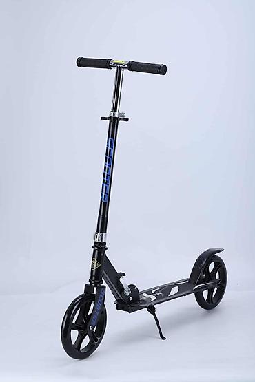 vitrina kora forma ideale: Trotinet na sklapanje sa velikim točkovima - Lagani aluminijumski ram — 1