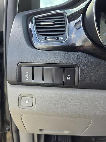 Транспорт: Kia Carnival: 2018 г., 2.2 л, Автомат, Дизель, Минивэн — 4