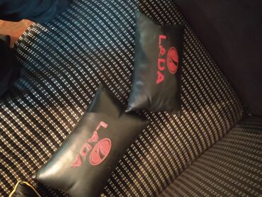 Yastıqlar və başlıqlar: Ideal vəziyətdədi cütü 5azn satılır — 7