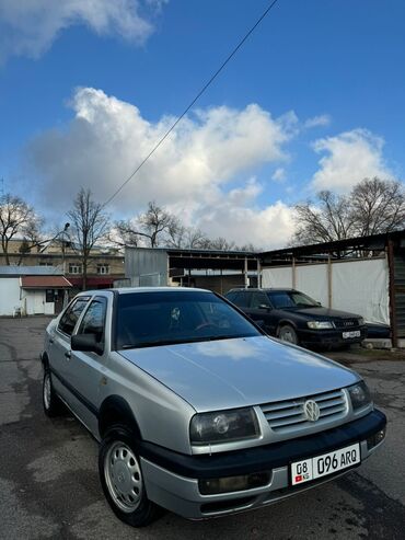 венто обмен: Volkswagen Vento: 1993 г., 1.8 л, Механика, Газ, Седан