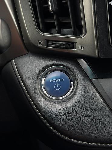 Toyota: Toyota RAV4: 2016 г., 2.5 л, Вариатор, Гибрид — 14