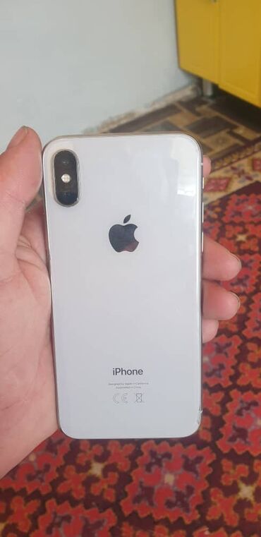 Apple iPhone: IPhone X, Б/у, 64 ГБ, White Titanium, Чехол, 100 %