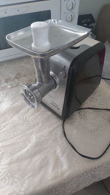nar sixan satilir: Ət çəkən maşın Tefal, 1800 Vt, Revers ilə, İşlənmiş