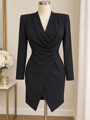 Ženska odeća: Elegantna crna mini haljina sako-kroja - Fason: strukirani kroj koji — 1