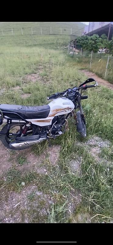 пневма: Эндуро Suzuki, 200 куб. см, Бензин, Взрослый, Б/у — 1