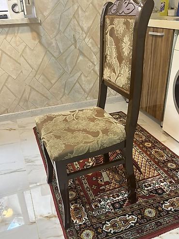 perde yuma: Yumuşaq oturacaqlı klassik taxta stul - Material: tünd qəhvəyi rəngli — 1
