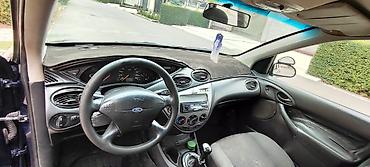 b class: Ford Focus: 2002 г., 1.6 л, Механика, Бензин, Универсал — 3