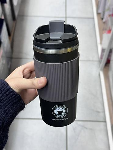где можно купить стаканчики для кофе: Термокружка Coffee Cup в лаконичном черном цвете с серой — 1