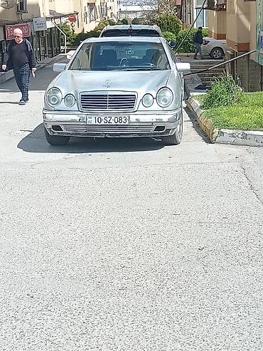 Mercedes-Benz: Mercedes-Benz E‑Class (W210) sedan - Kuzov: sedan, gümüşü rəng - — 10