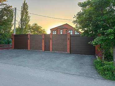 Продажа коттеджей и домов: 6 комнат и более, 320 м², 4 соток, Бишкек, Киргизия 1 Риэлтор — 16