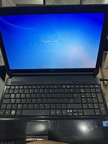 старый компьютер продать: Ноутбук, Fujitsu, 2 ГБ ОЗУ, Intel Core i3, Б/у, Для несложных задач, память HDD