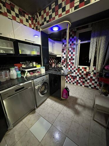 Köhnə tikili: Bakı, 3 otaqlı, Köhnə tikili, m. Əhmədli, 80 kv. m — 8