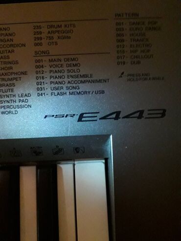 Digər ləvazimatlar: Sintezator Yamaha Psr E-443 modelinə program yazlram. Yamaha psr -740