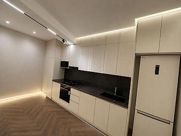 60: 3 комнаты, 90 м², Мед Академия Элитка, 6 этаж, Дизайнерский ремонт — 5