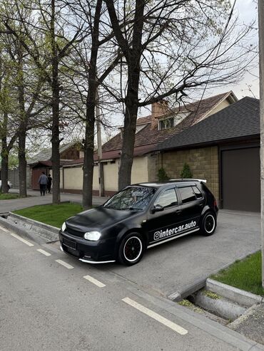 Volkswagen: Volkswagen Golf: 2000 г., 1.8 л, Механика, Бензин, Седан