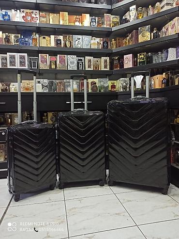 Çamadanlar: 3-lü sərt korpuslu səyahət çamadan dəsti - Ölçülər: kiçik, orta və — 1