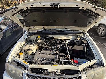 Nissan: Nissan R Nessa: 2000 г., 2 л, Автомат, Бензин, Универсал — 1