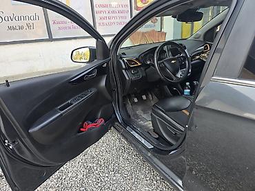 линолеум на спринтер: Chevrolet Spark: 2019 г., Механика, Бензин, Хэтчбэк — 2
